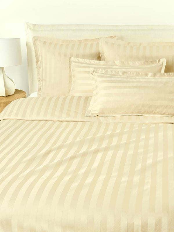 Lenjerie de LUX HoReCa, 230/250,Damasc Satinat, 6 piese COD: DFC80